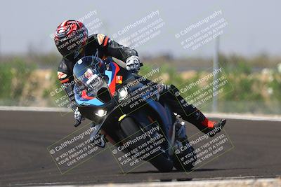 media/Sep-20-2025-TrackDaz (Sat) [[27f0cde673]]/A Group/2pm (Turn 9)/